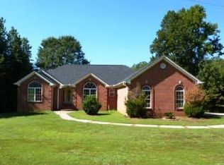 317 Dingler Rd, Moreland, GA 30259