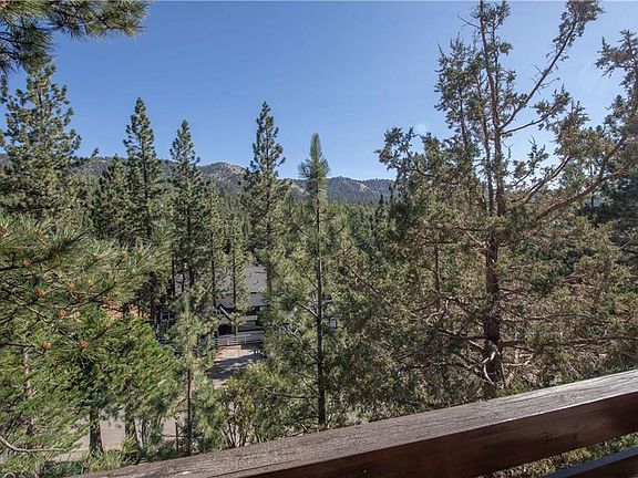 2nd image of 43802 Yosemite Dr