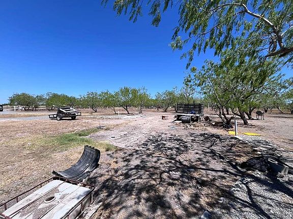 4th image of 33607 Barlow Rd