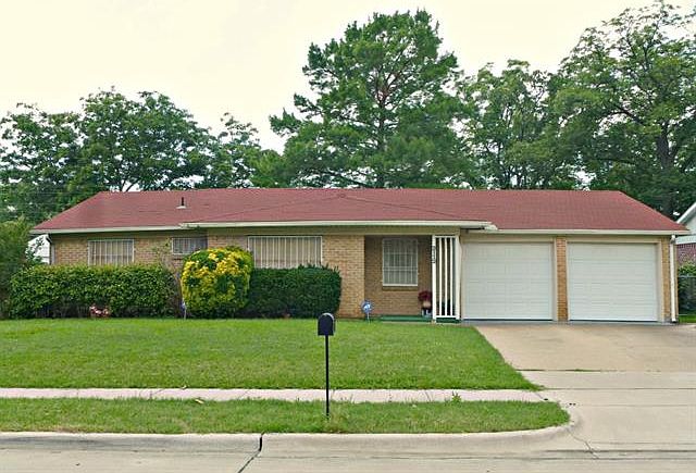 1st image of 2112 Melissa St