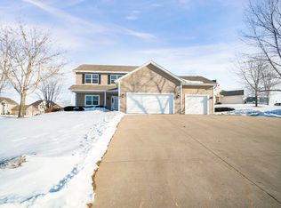 19138 Ittabena Way, Lakeville, MN 55044