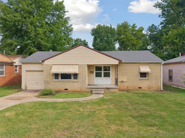 1017 E 49th St, Tulsa, OK 74105