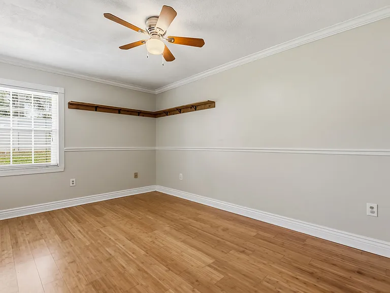 670 Brookside Rd — Photo 24