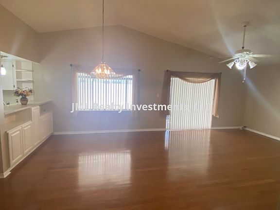 4th image of 468 Newhope Dr