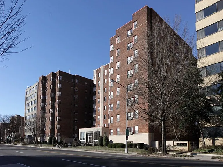 The Chancery Apartments — Photo 28