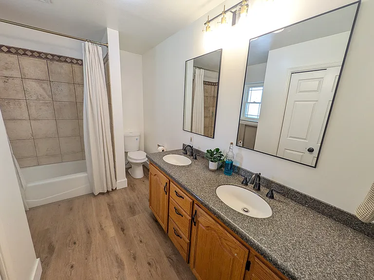 440 Cottonwood Ln — Photo 8