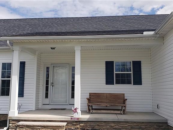 3rd image of 183 Huntington Woods Dr