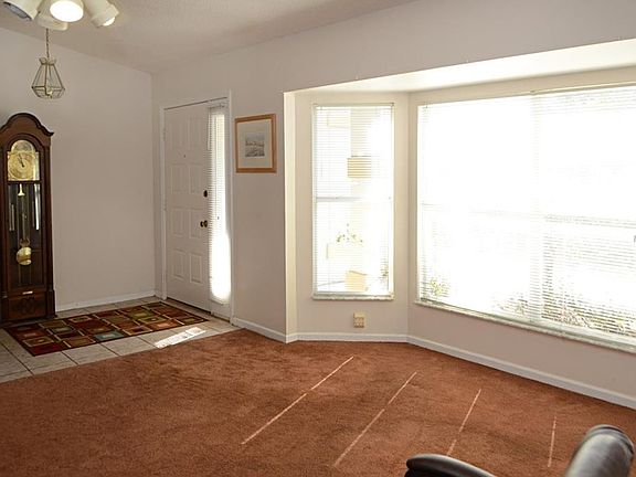 2nd image of 558 Lagoon Dr