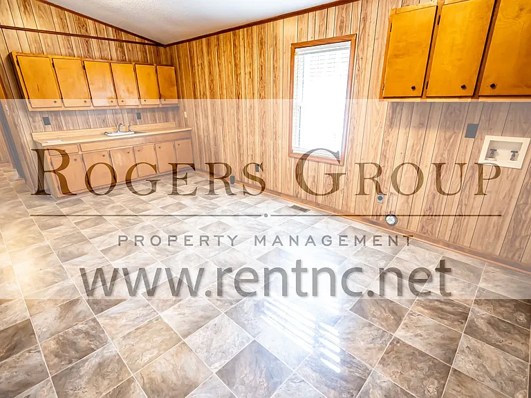 202 Mill Creek Rd — Photo 2