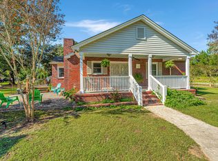 417 Embassy Dr, Summerville, SC 29483