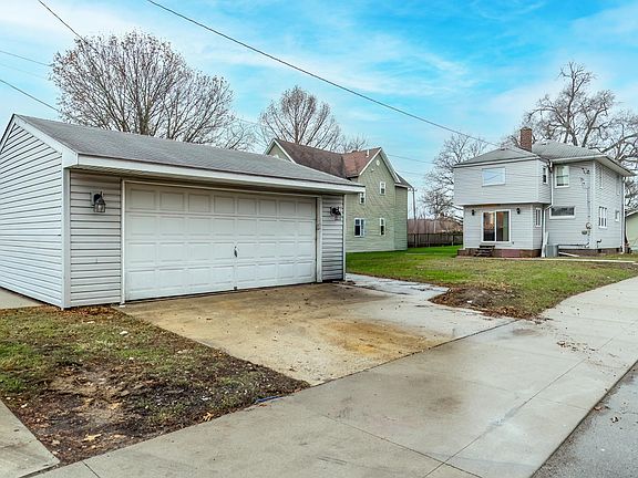 4th image of 2022 Saint Marys Ave