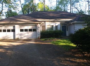 245 Old Tree Trce, Roswell, GA 30075