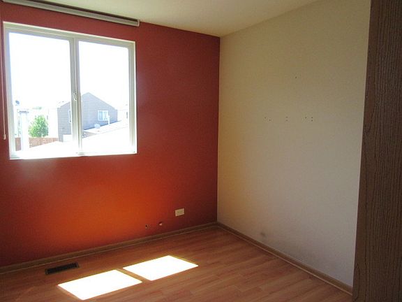 2nd image of 369 Lakewood Blvd