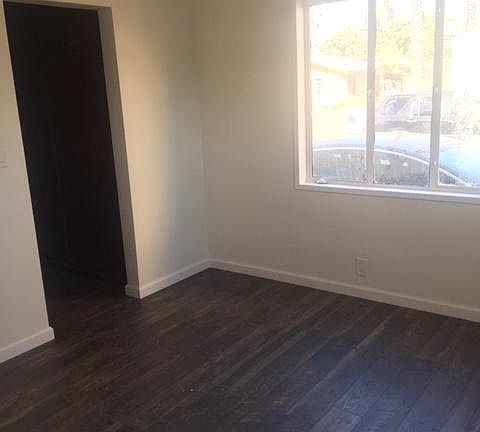 5th image of 4610 York Blvd