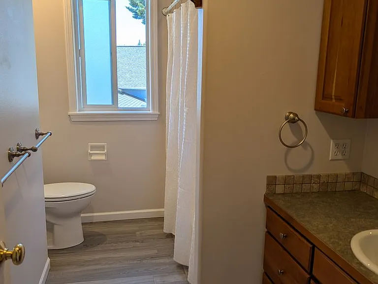 200 Swinomish Dr — Photo 17