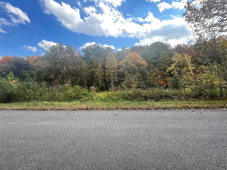 1st image of 39 English Fields Dr #39