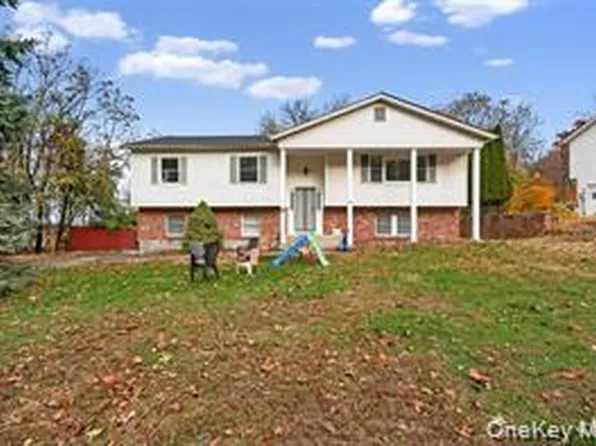 11 Pennsylvania Avenue, Monroe, NY 10950