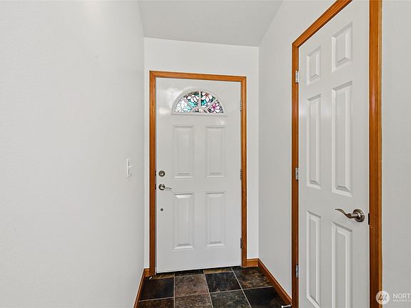 5th image of 2511 N 30th Street