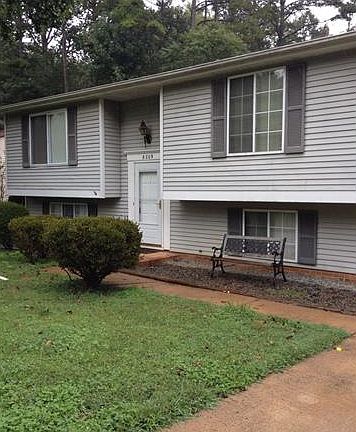 2nd image of 8209 Walnut Creek Ln