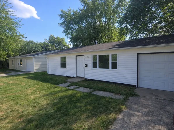 42 Saint Henry Dr, Cahokia, IL 62206