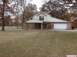 9026 N Crestwood Dr, Sperry, OK 74073