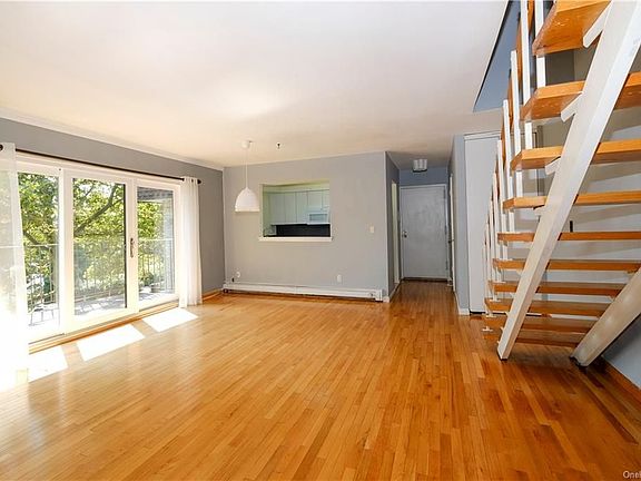 5th image of 606 Kemeys Ave