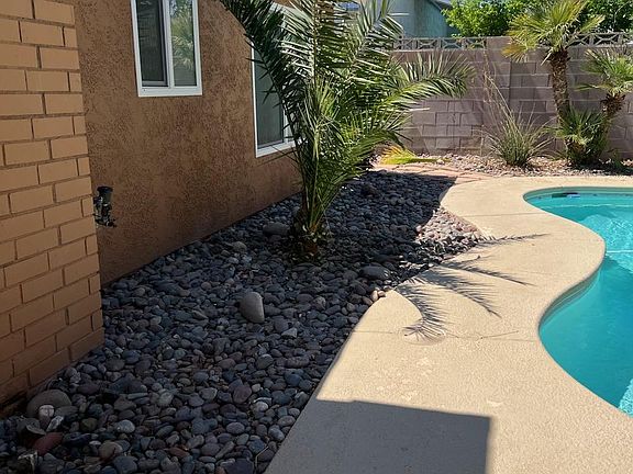 3rd image of 6158 Brea Blvd