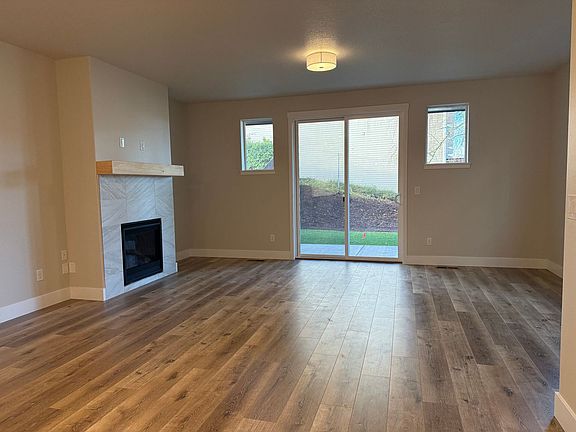 4th image of 9724 NE 29th Ave