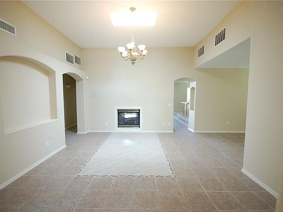4th image of 12493 Tierra Espada Dr