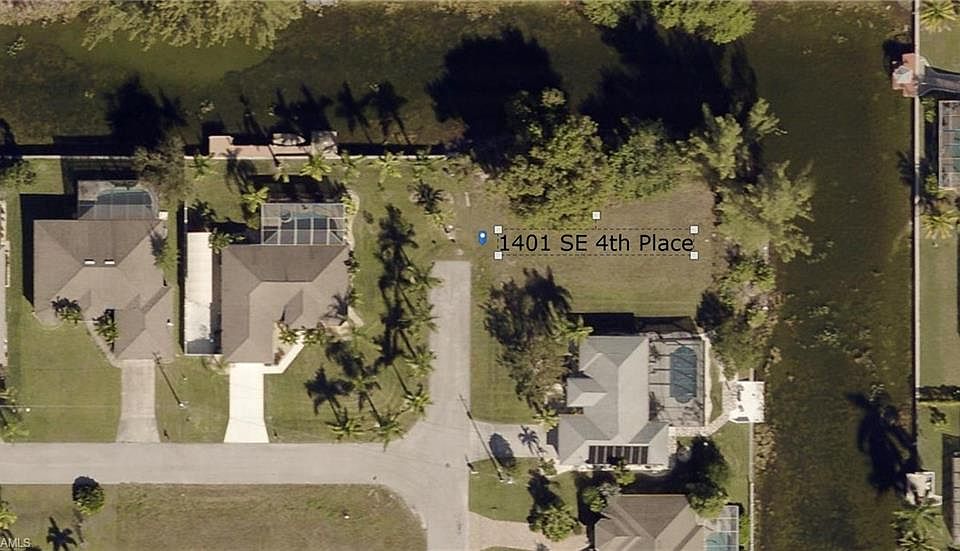 1st image of 1401 SE 4th Pl