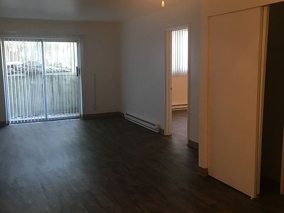 3rd image of 647 S 1200 E APT 16A