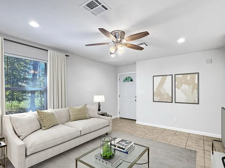 7132 Sunflower St — Photo 3