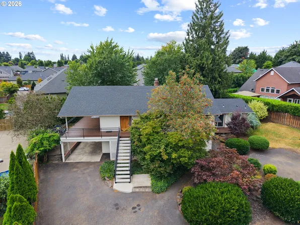 1800 N Ponderosa St, Canby, OR 97013