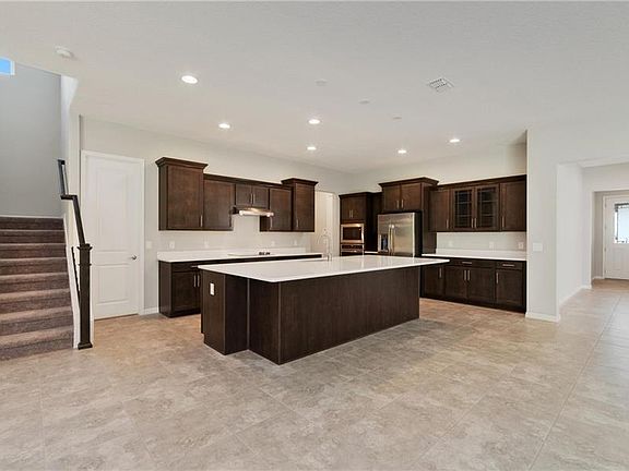2nd image of 1823 Hawksbill Ln