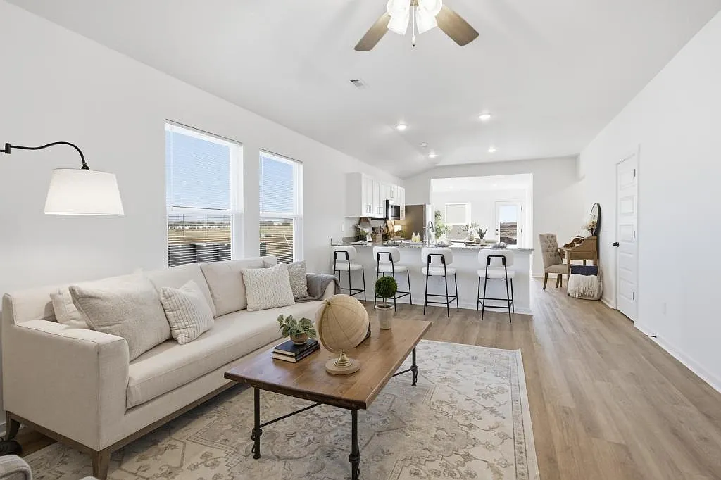 206 Alex Jordan Drive — Photo 4