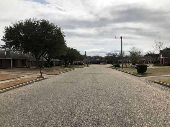 5th image of 5729 Portsmouth Dr