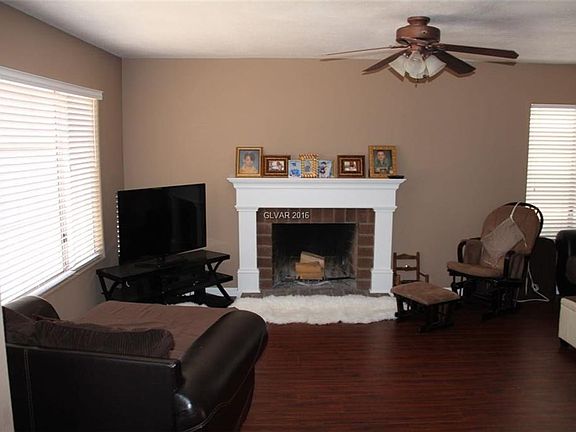 3rd image of 4802 Knollwood Dr