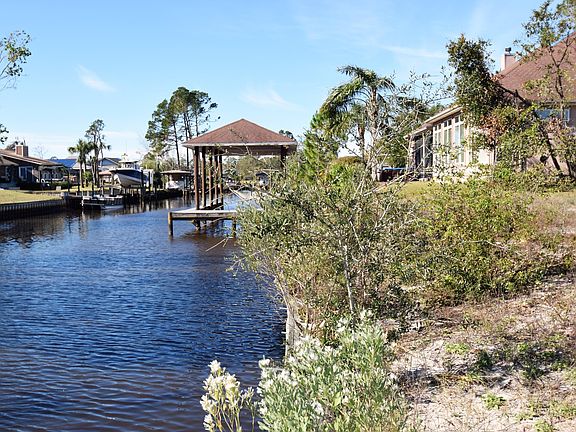 4th image of 7115 Dolphin Bay Blvd