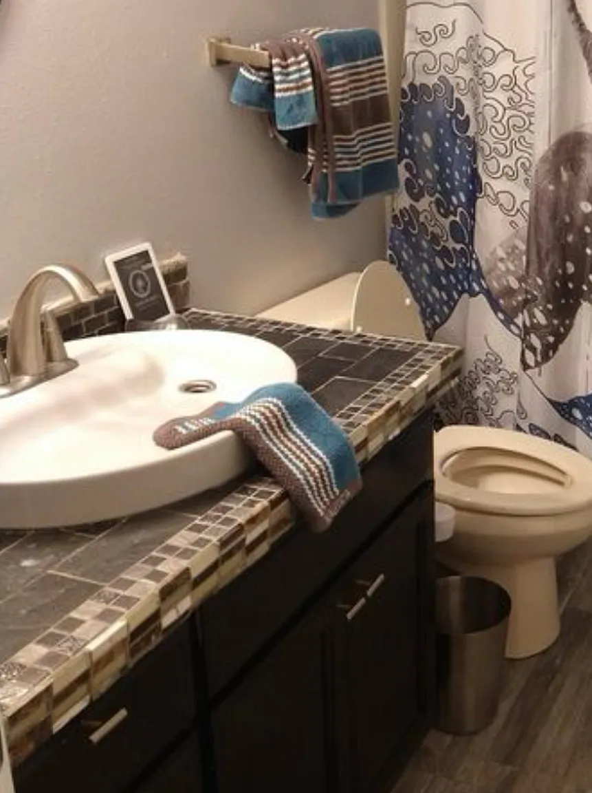 3 bed, 1157 sqft, $990 — Photo 2
