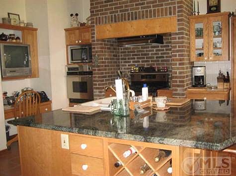Kitchen 1