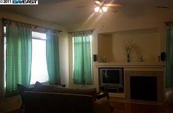4th image of 1351 Steinbeck Dr