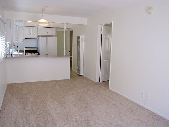5th image of 117 24th St