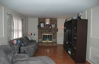 2nd image of 14 Gates Cir