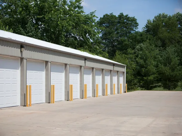 Frostwood Apartments