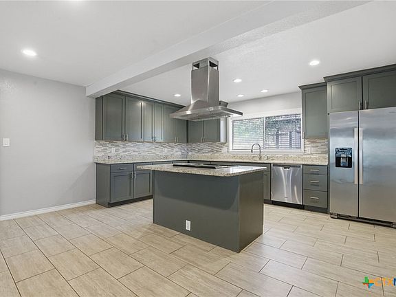 3rd image of 1225 Unicorn Ave