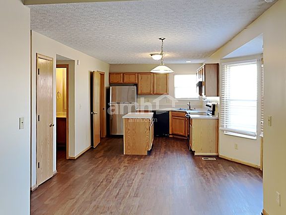 5th image of 3184 Legion Ln