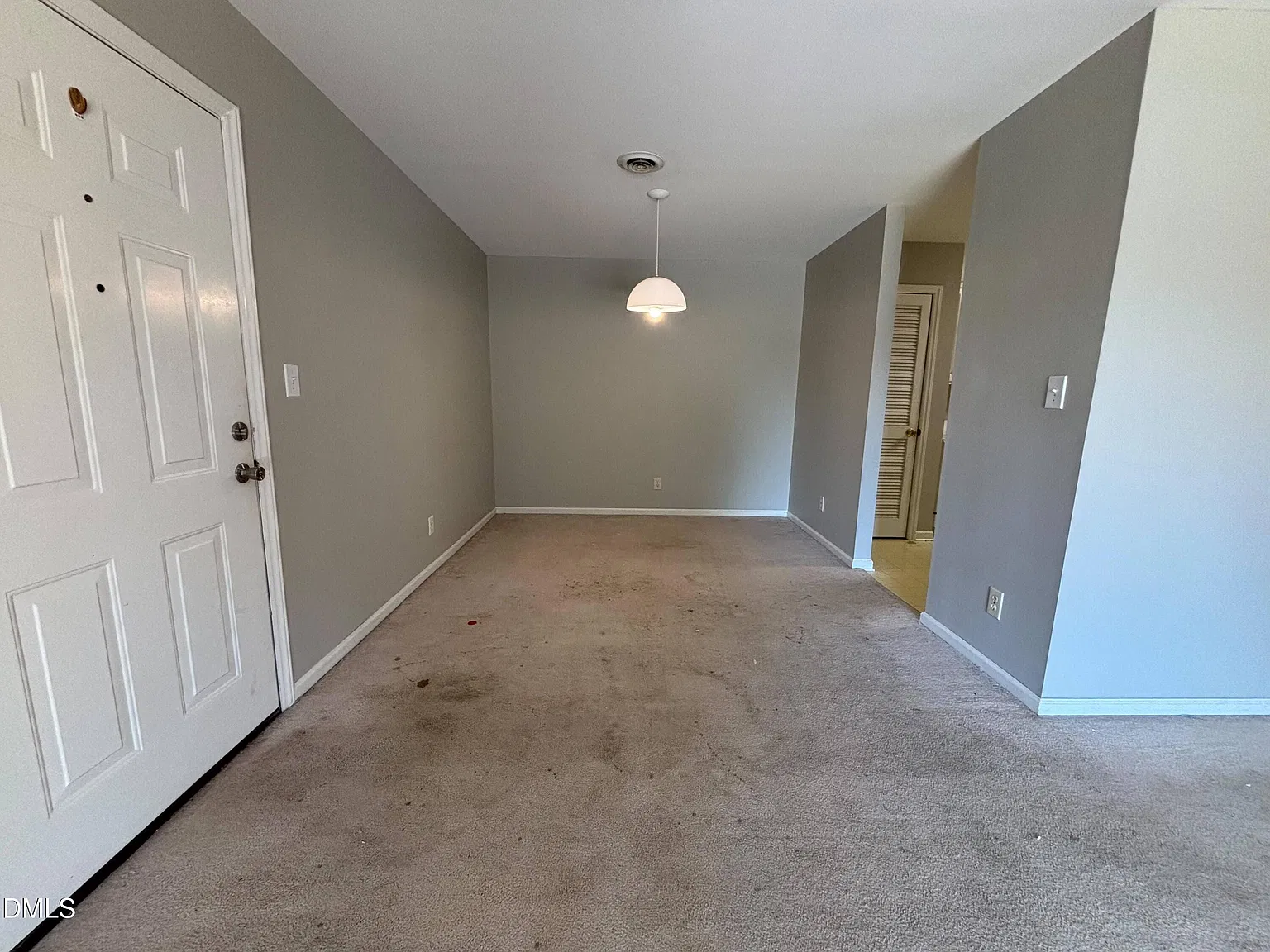 1630 Oxford Rd — Photo 3