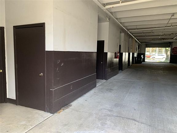 5th image of 1436 Jackson Ave #1B