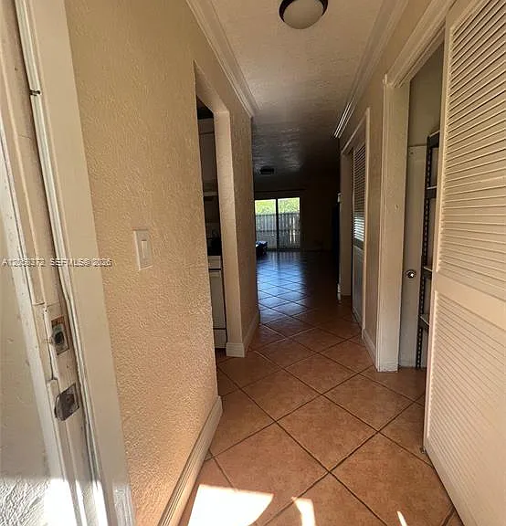 8650 SW 67th Ave #1013 — Photo 5