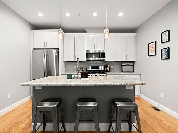 2nd image of 140 New Balch St Unit D